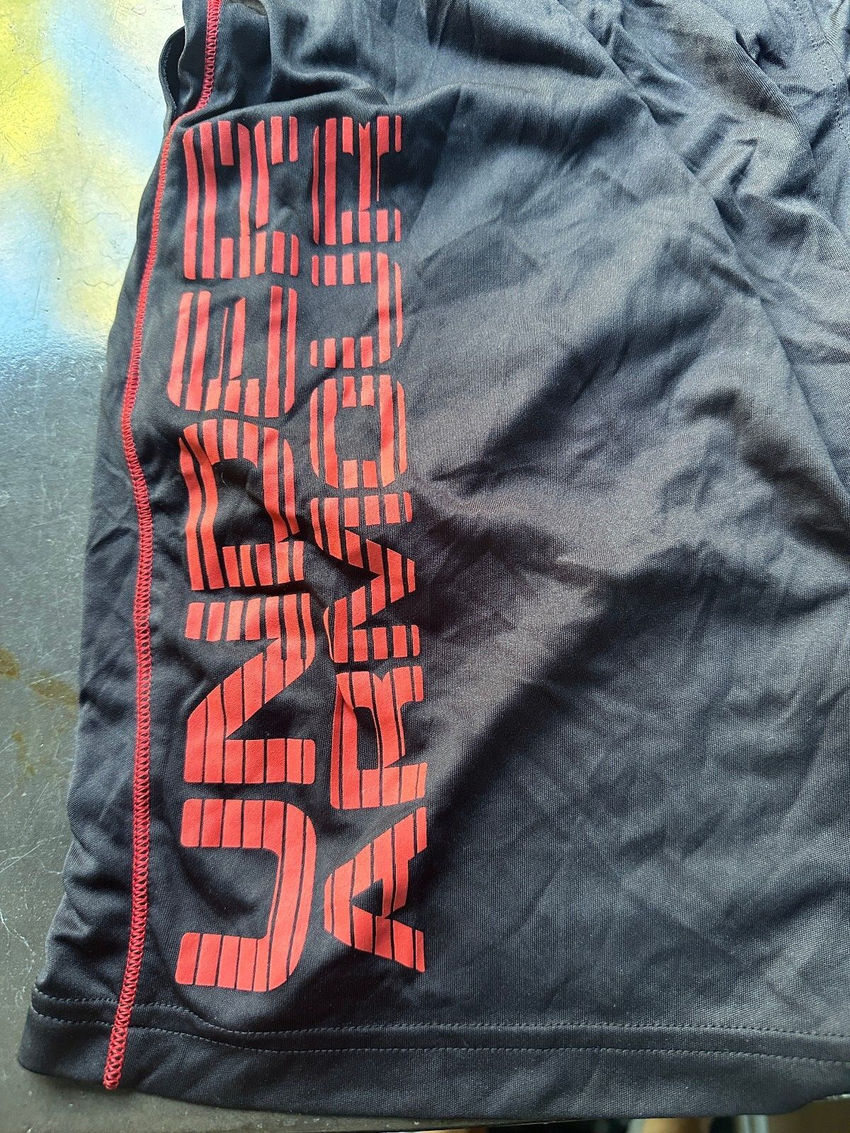 Under Armour HeatGear Black Athletic Shorts XL