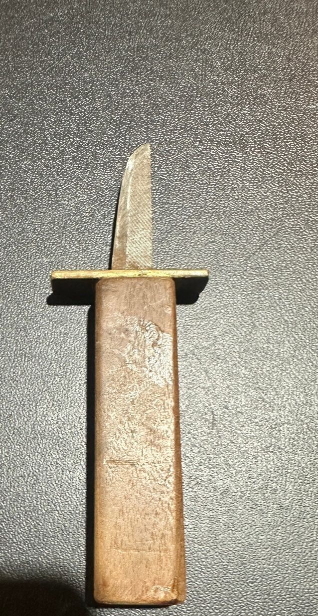 Vintage Small oyster shucking knife