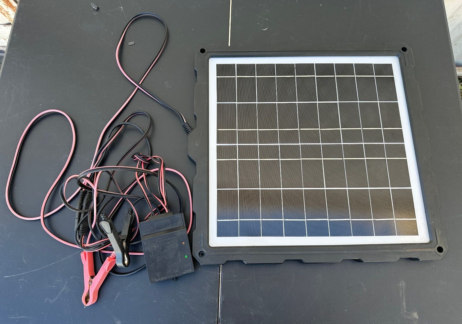 Portable 12V Solar Battery Charger Maintainer Kit