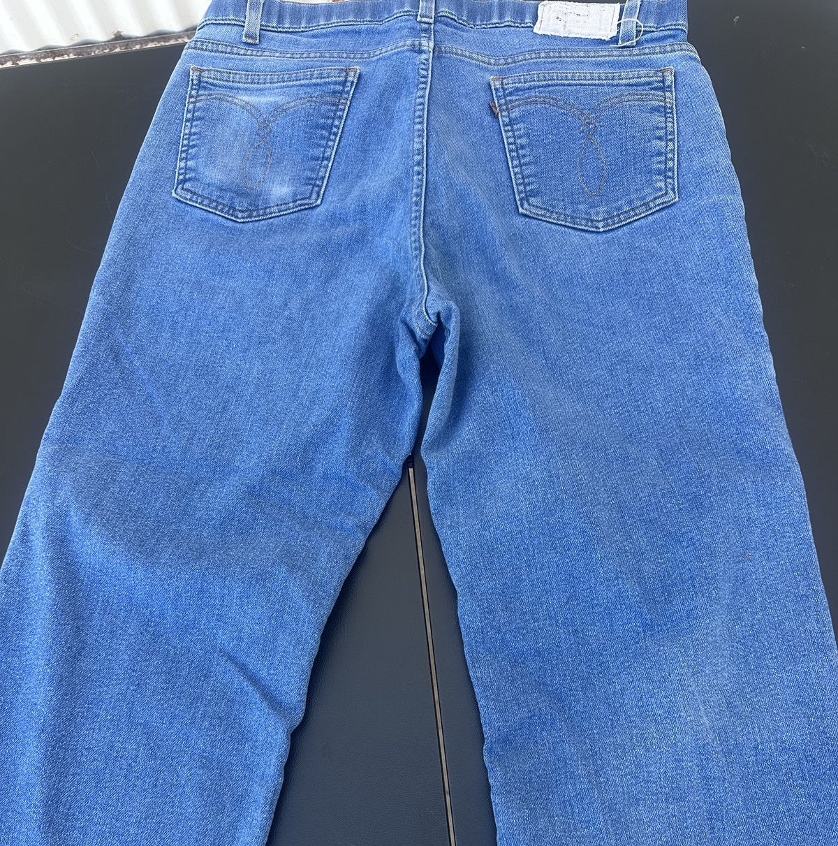 Levi's 550 Relaxed Fit Jeans 34x26  Guatemala