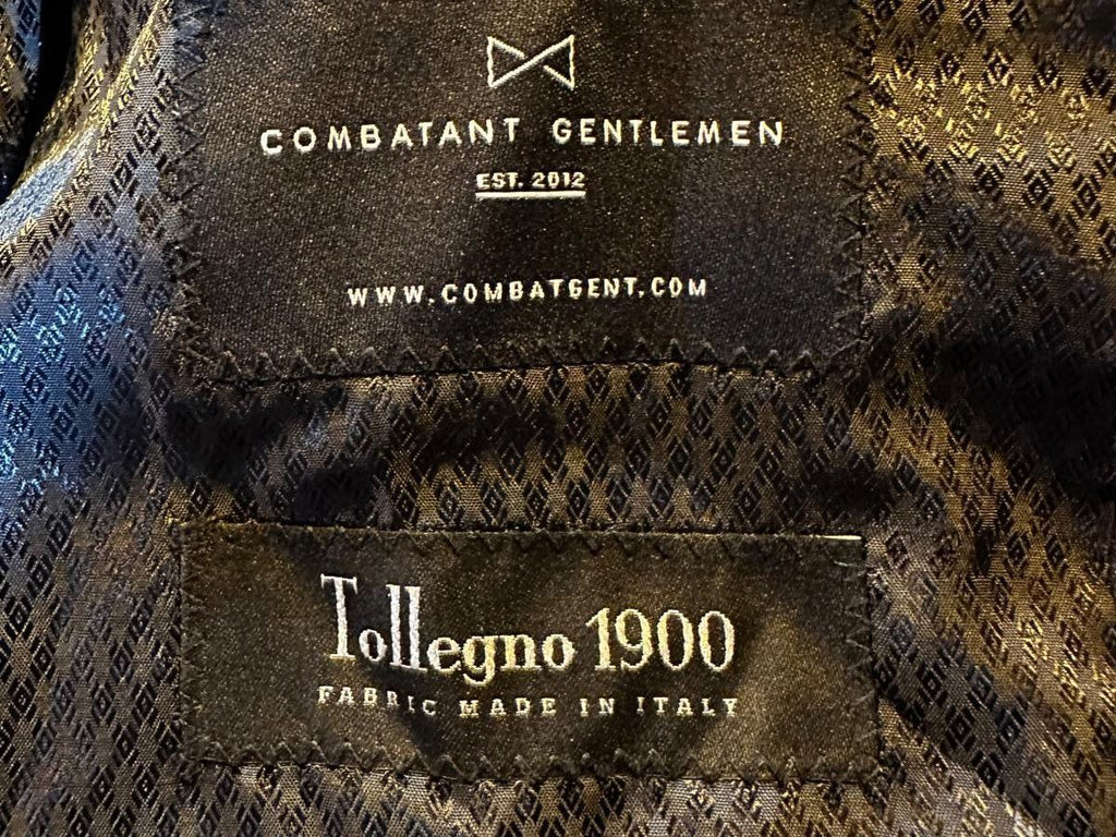 Combatant Gentlemen Navy Wool Blazer 40S Slim Italy Fabric