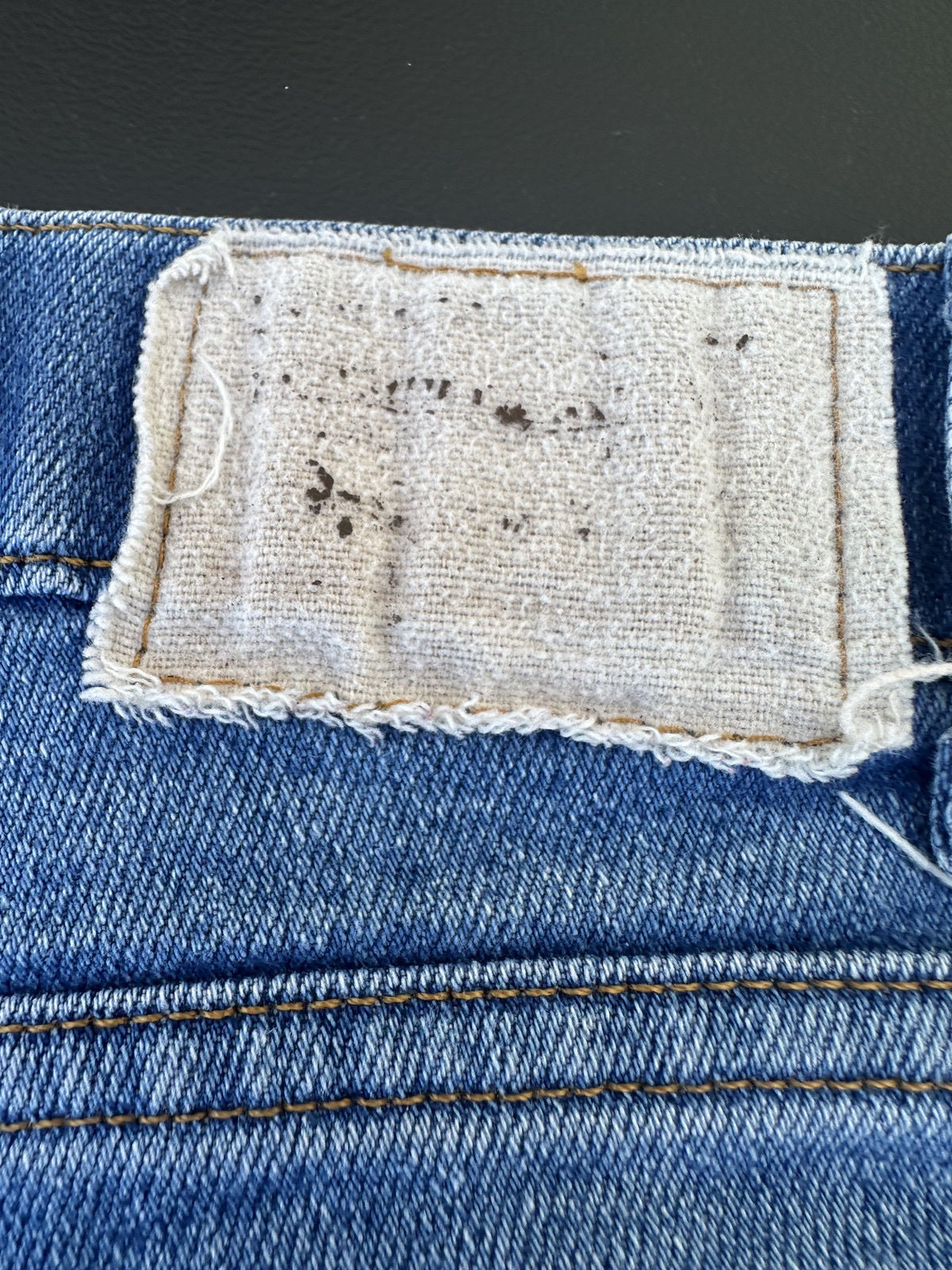 Levi's 550 Relaxed Fit Jeans 34x26  Guatemala