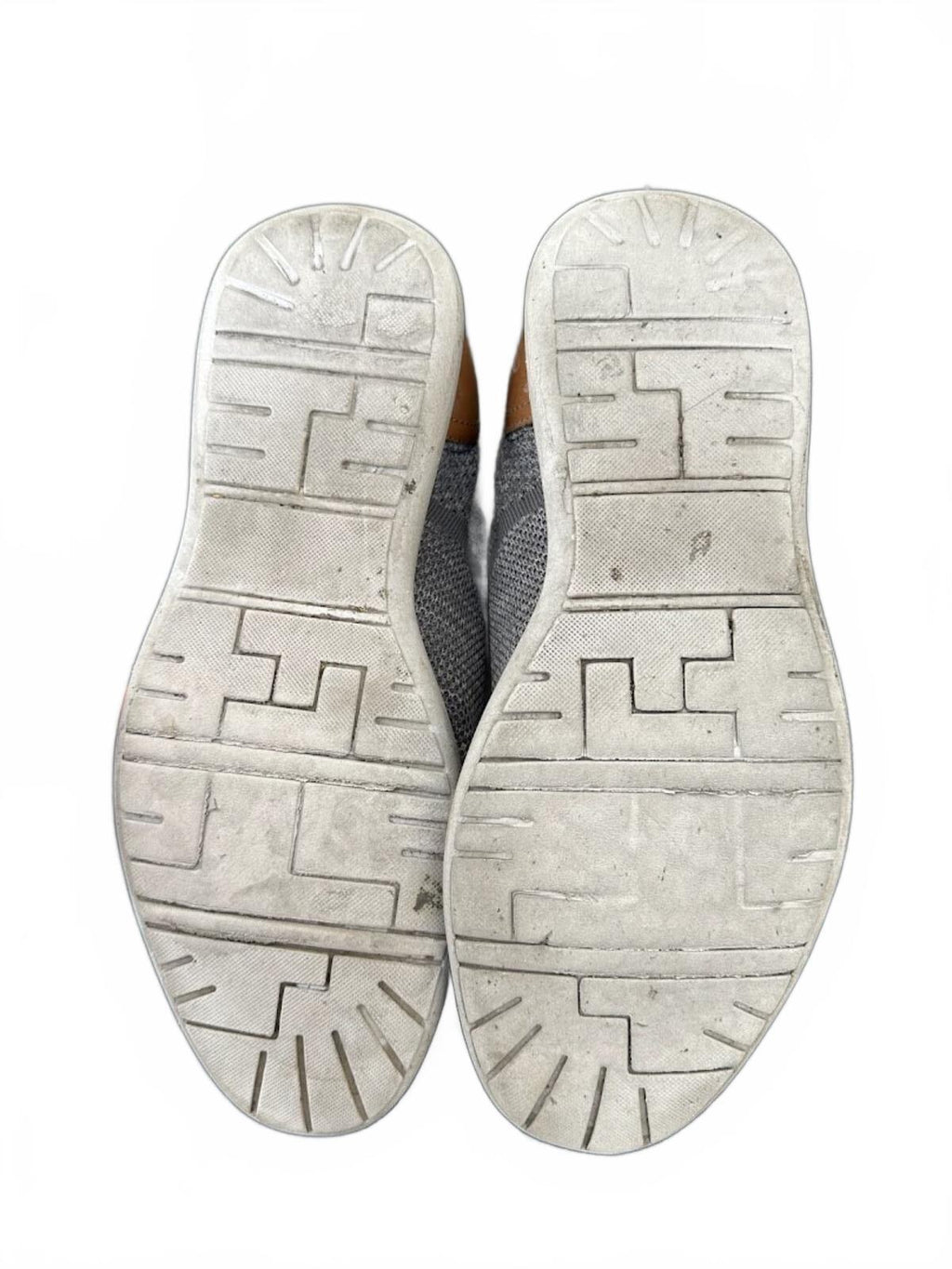 G.H. Bass Knit Sneakers Gray Mens Size 10