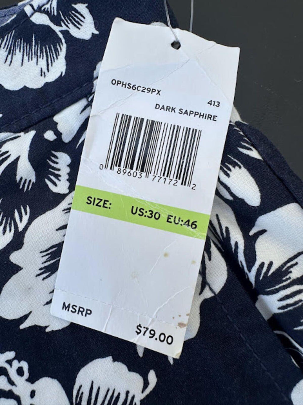 Penguin Floral Navy Flat Front Shorts NWT 30