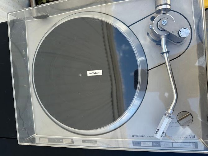 Pioneer PL-600 Quartz Direct Drive Turntable