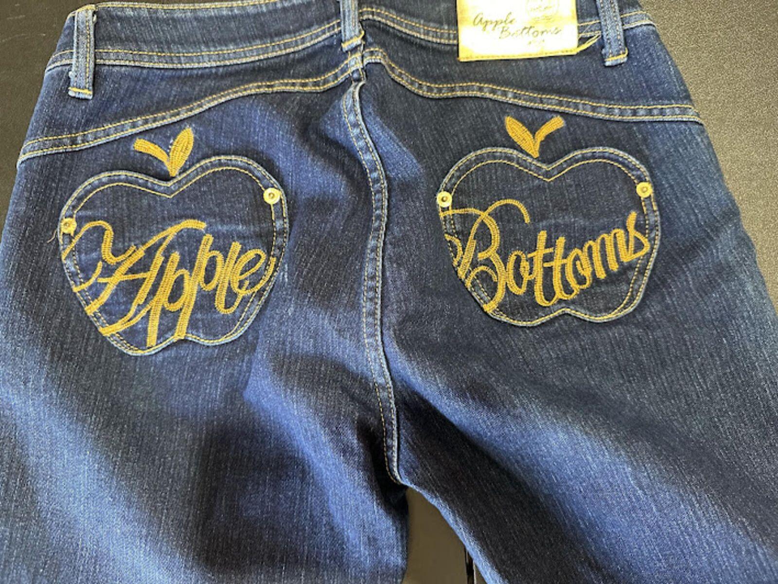 Apple Bottoms Dark Wash Bootcut Jeans 9/10