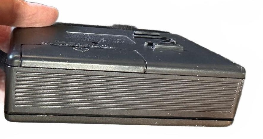 Sharp JC-180(GY) AM/FM Stereo Cassette Player
