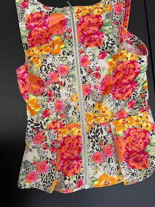 Guess Los Angeles Floral Zip Peplum Top