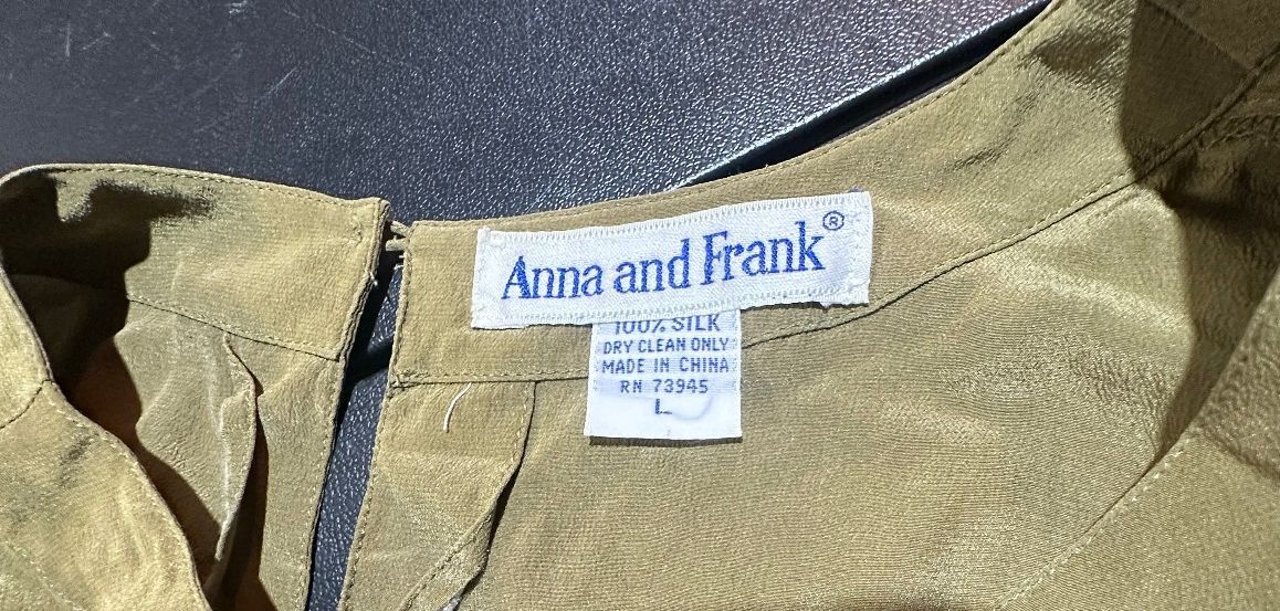 Anna & Frank Olive Silk Short Sleeve Blouse