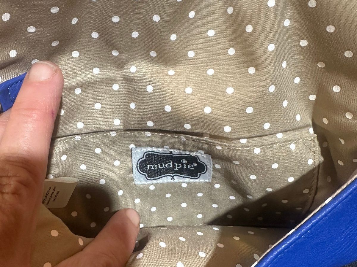 Mud Pie Blue Wristlet Clutch Shell Clasp