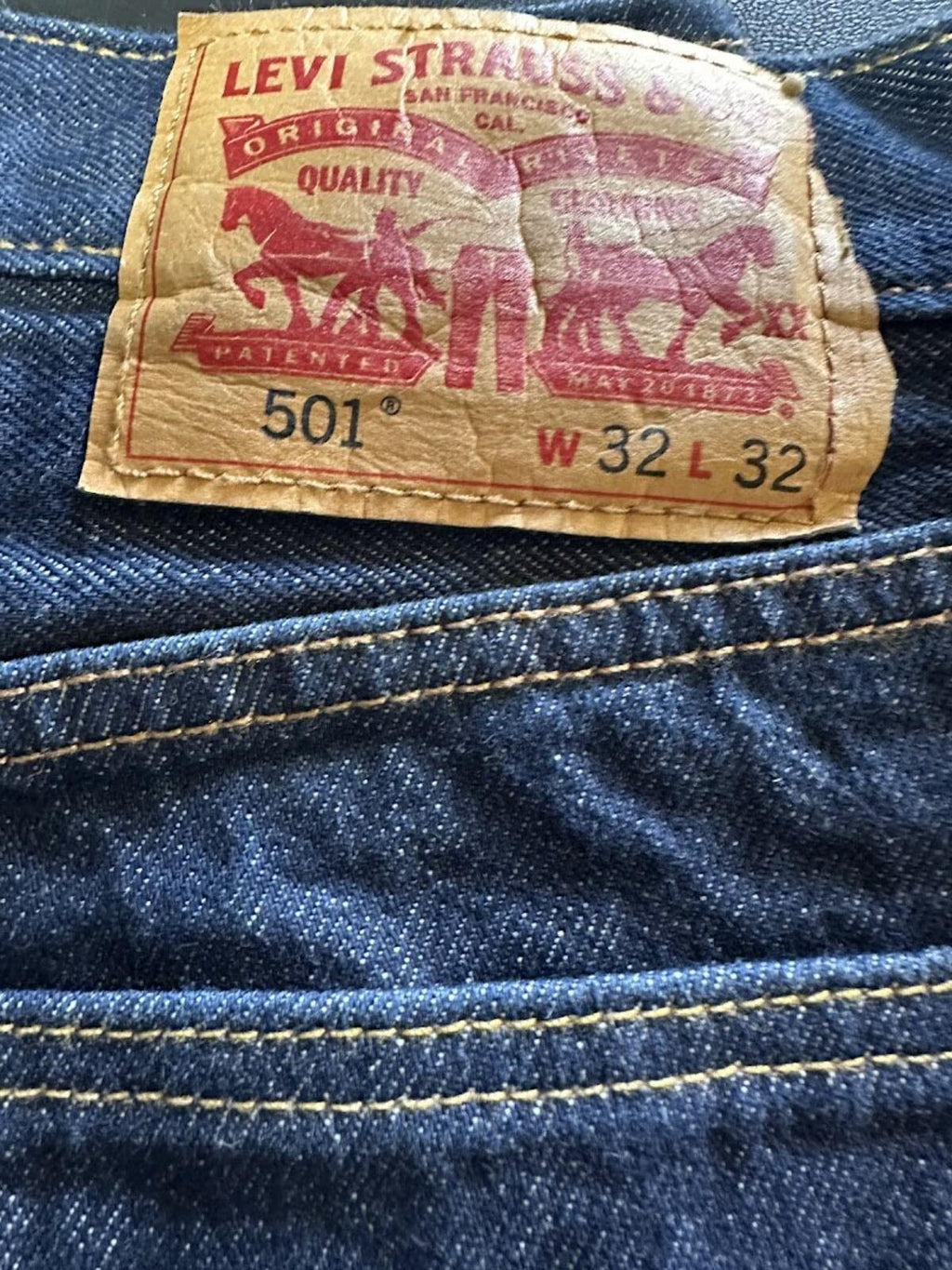 Levi’s 501 Jeans 32x32 Button Fly Straight Leg