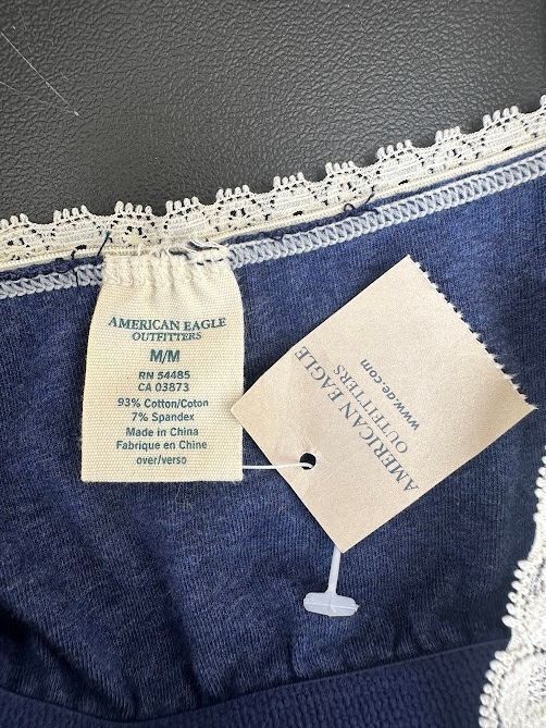 American Eagle Lace Trim Cami NWT Medium