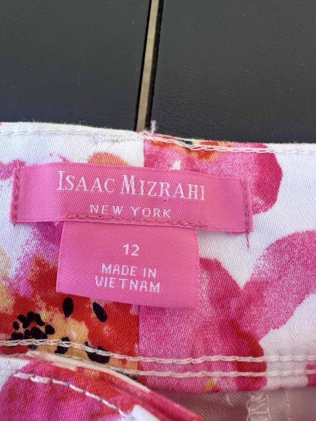 Isaac Mizrahi Pink Floral Shorts Sz 12
