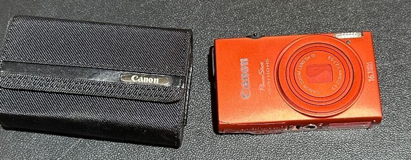 Canon PowerShot ELPH 110 HS Red Camera Complete Box
