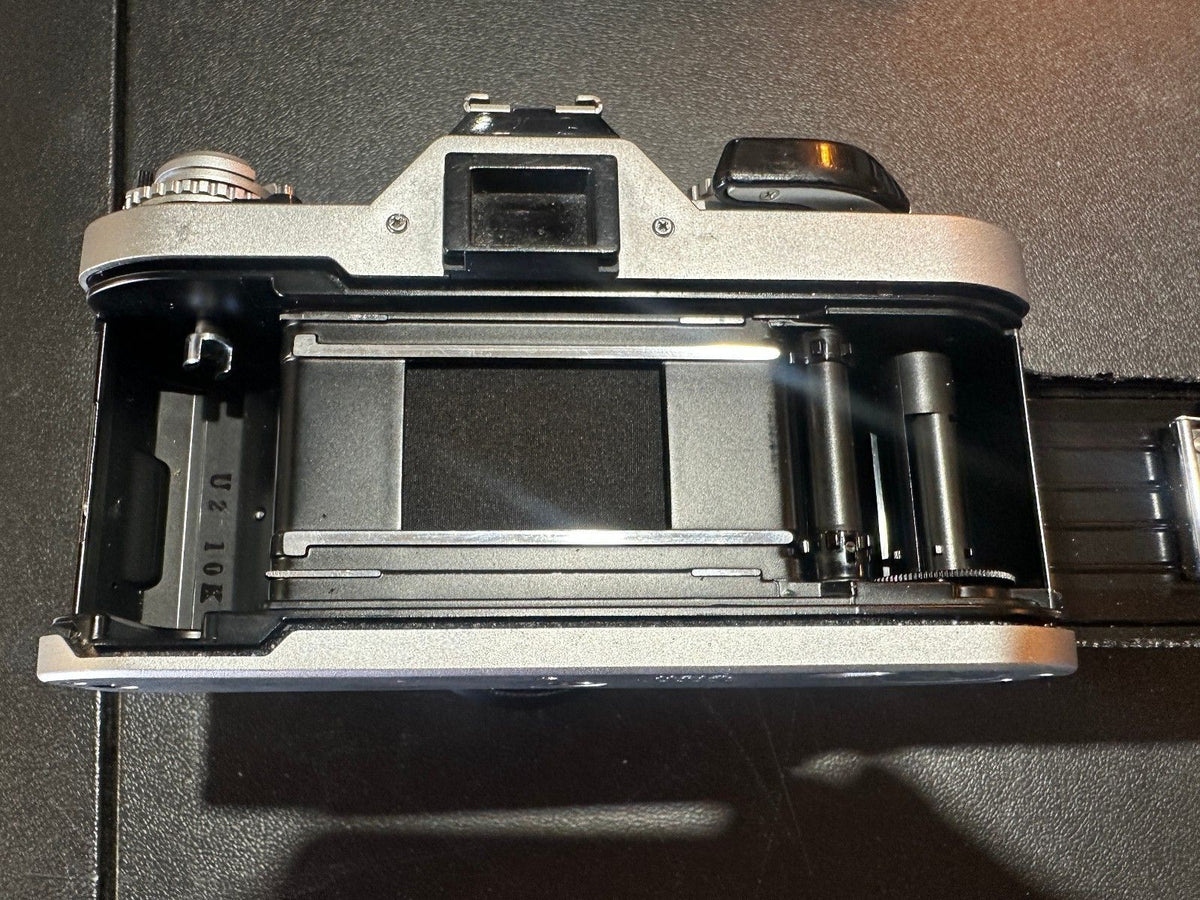 Canon AV-1 35mm SLR + Vivitar 28mm f/2.5 Lens