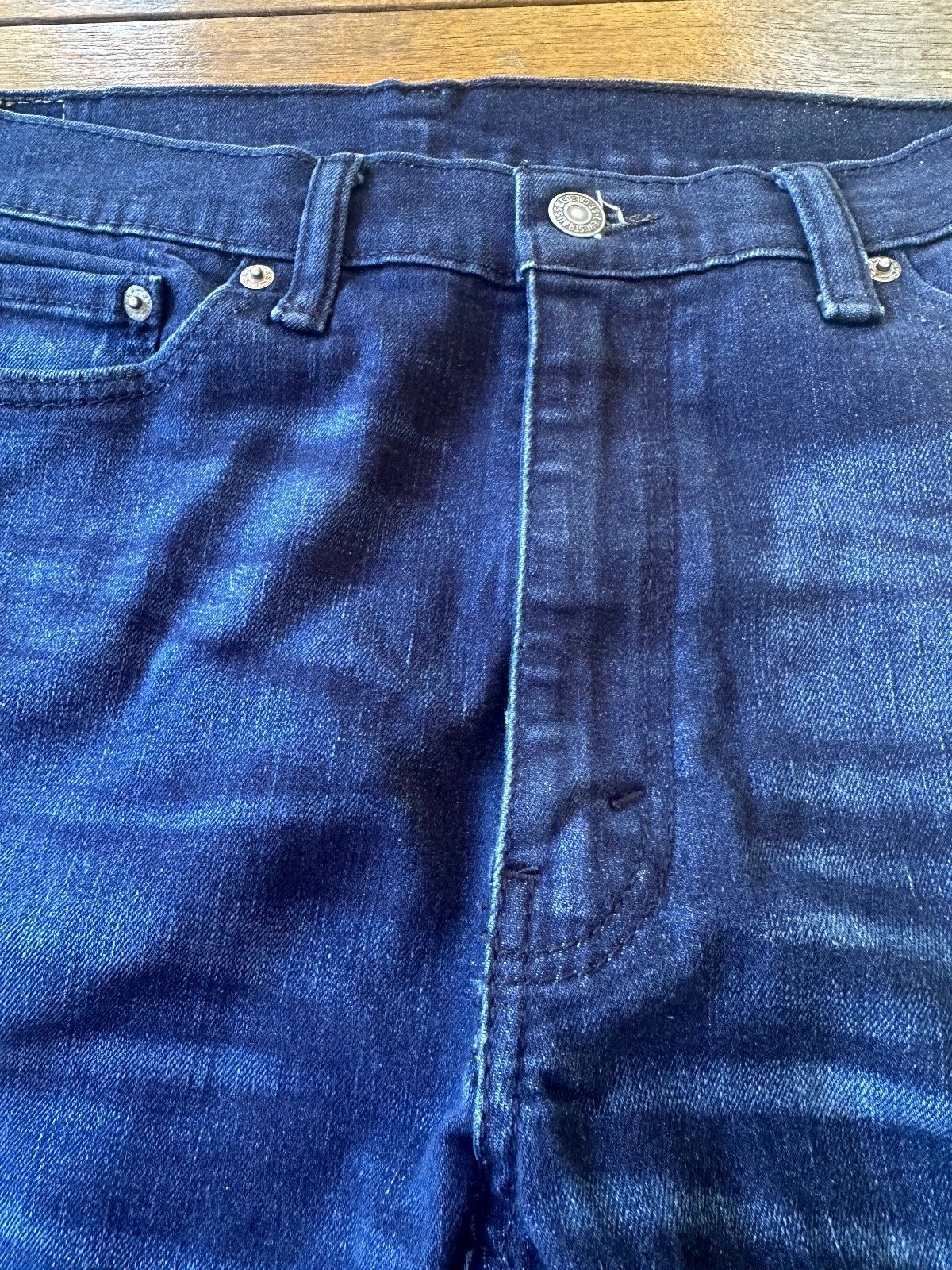 Levi's 513 Men's Slim Straight Dark Wash Jeans W36