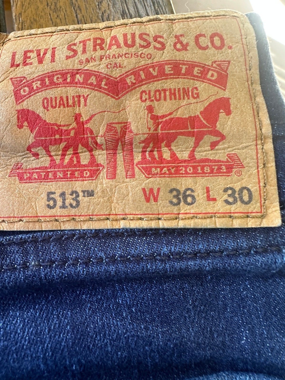 Levi's 513 Men's Slim Straight Dark Wash Jeans W36