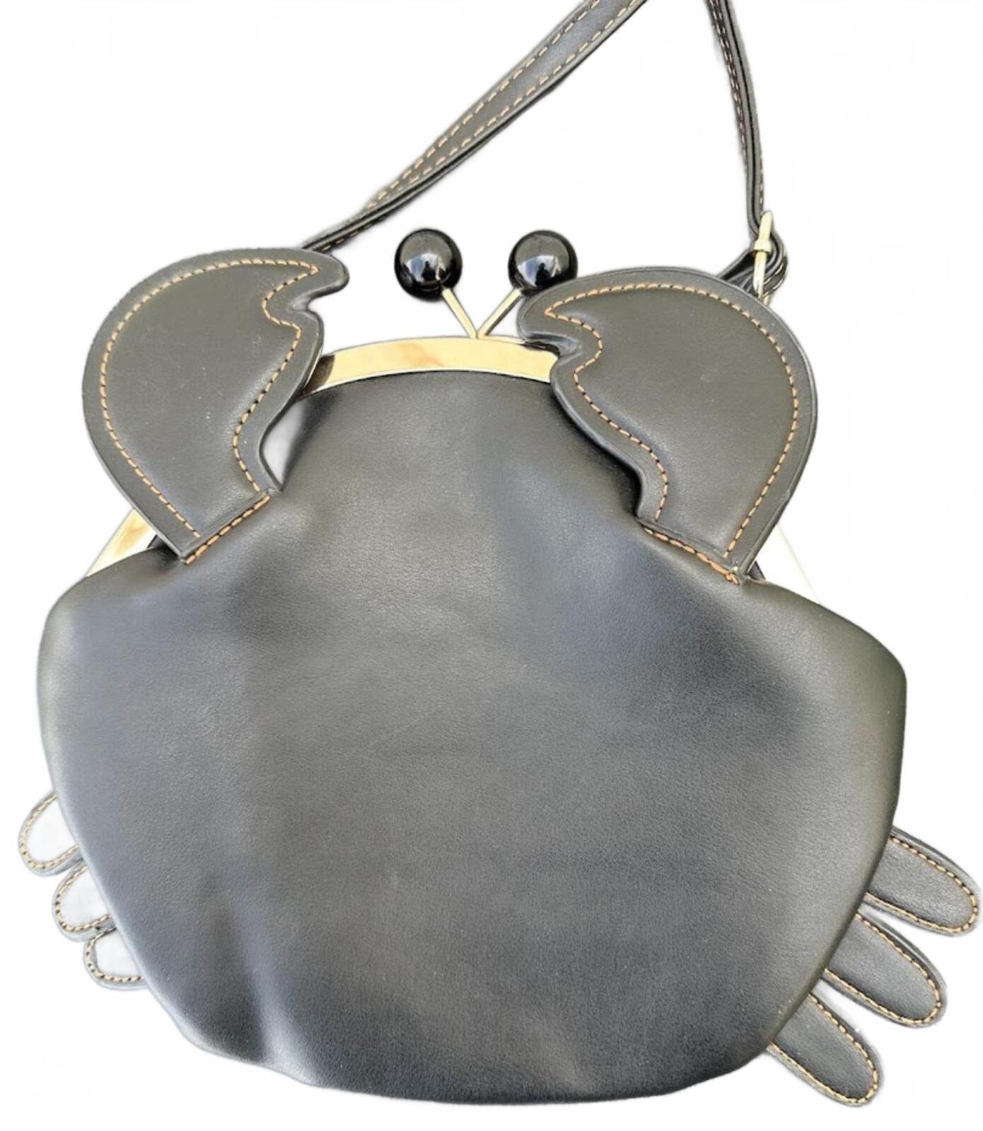Novelty Crab Claw Frame Crossbody Bag Black