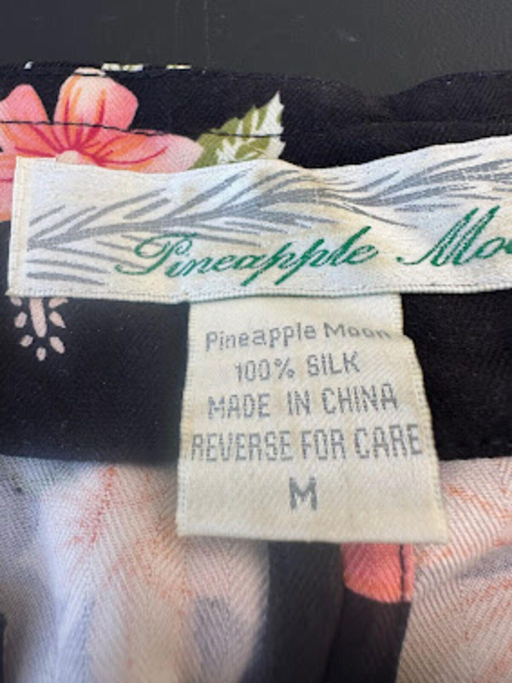 Pineapple Moon Silk Hawaiian Floral Shell Top M