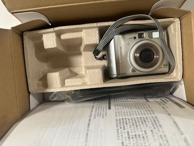 Canon PowerShot A520 4MP Camera w/ Box & Manuals